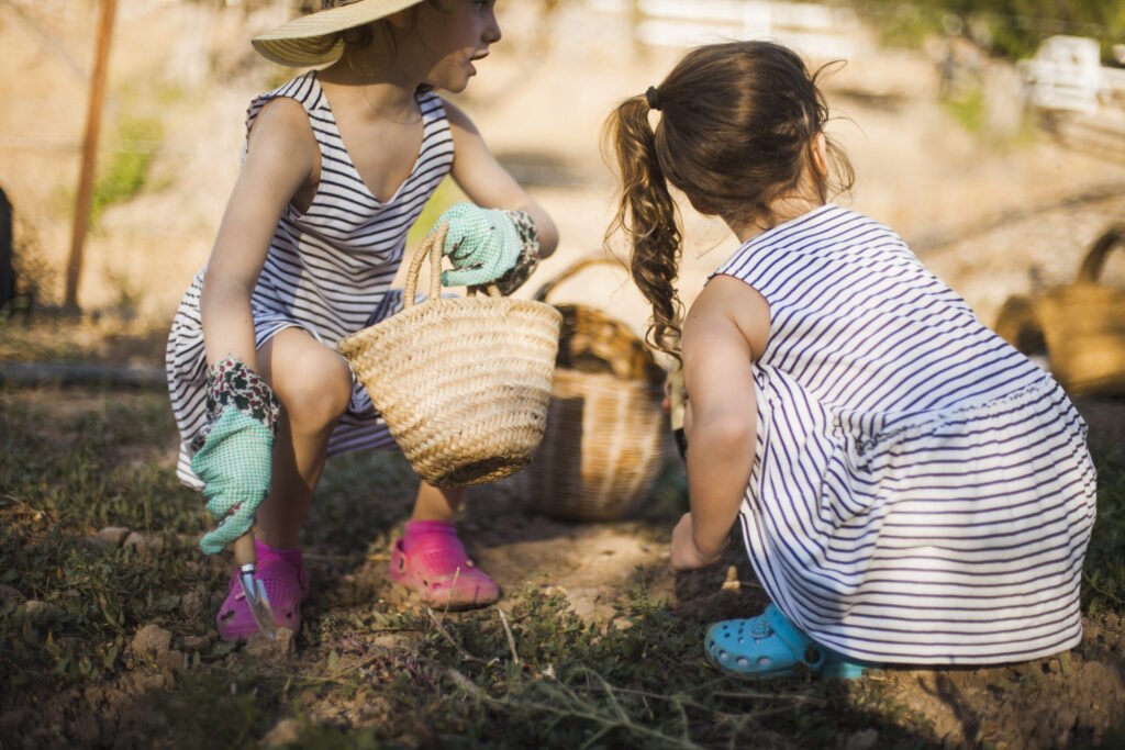 two-girls-working-field